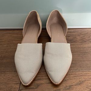 Teeny heeled flats